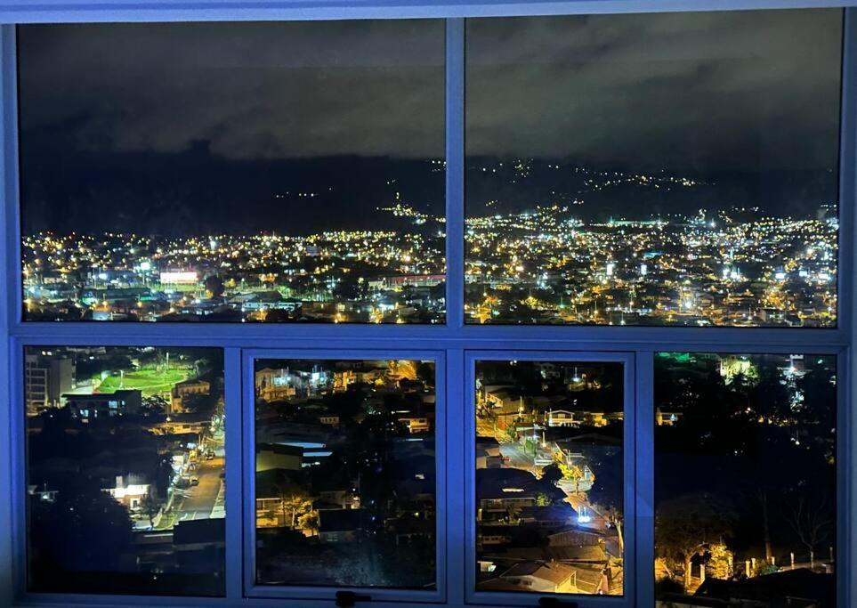 Penthouse En Los Yoses, Vista De Los Dioses Fast Wifi San José Zewnętrze zdjęcie